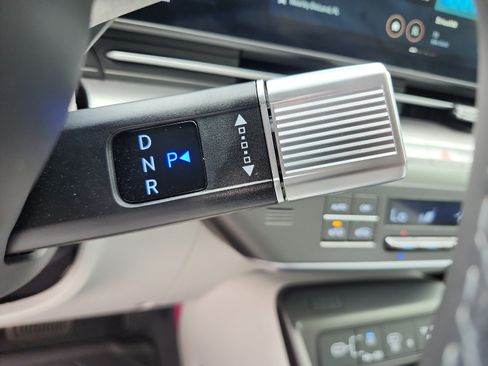 Certified 2024 Hyundai Kona SEL w/ Convenience Package FWD image 14