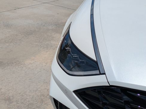 Used 2022 Hyundai Sonata Limited FWD image 7