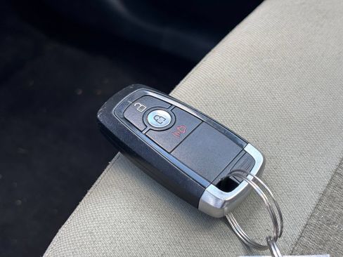 Used 2019 Ford EcoSport SE w/ SE Convenience Package FWD image 27