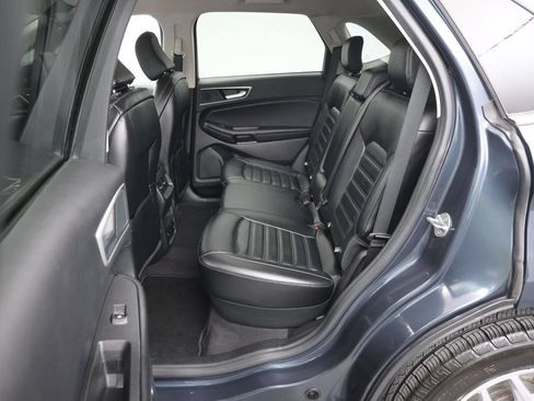 Certified 2024 Ford Edge SEL w/ Convenience Package AWD/4WD image 12