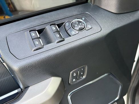 Used 2018 Ford F150 Lariat w/ Equipment Group 502A Luxury image 29