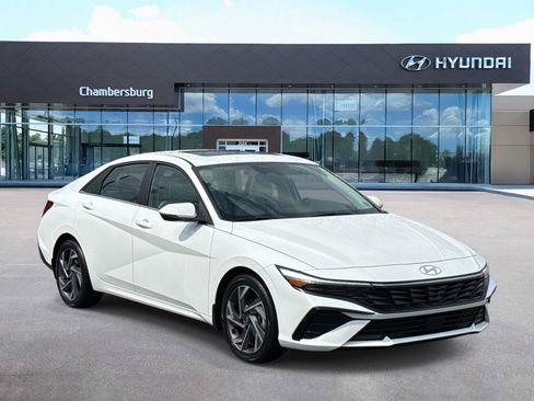 Certified 2025 Hyundai Elantra Limited FWD image 1