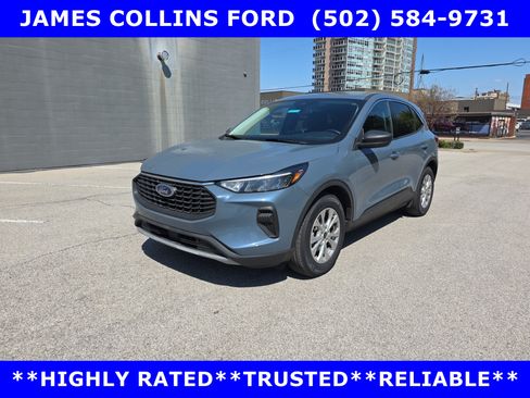 Certified 2023 Ford Escape Active FWD image 2