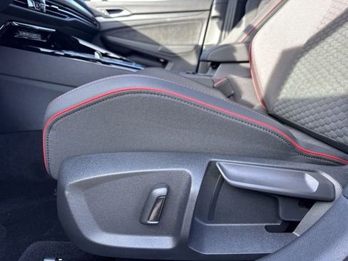 New 2026 Volkswagen GTI SE FWD image 12