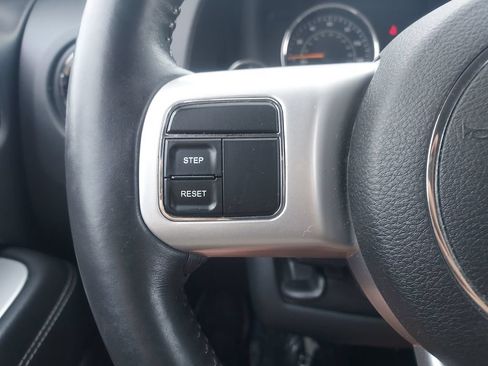 Used 2016 Jeep Compass Latitude AWD/4WD image 20