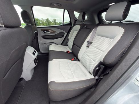 Certified 2018 GMC Terrain SLE w/ Driver Convenience Package AWD/4WD image 16