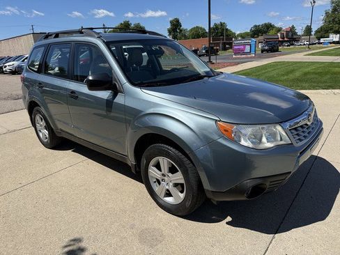 Used 2011 Subaru Forester 2.5X w/ Alloy Wheel Value Pkg AWD/4WD image 3