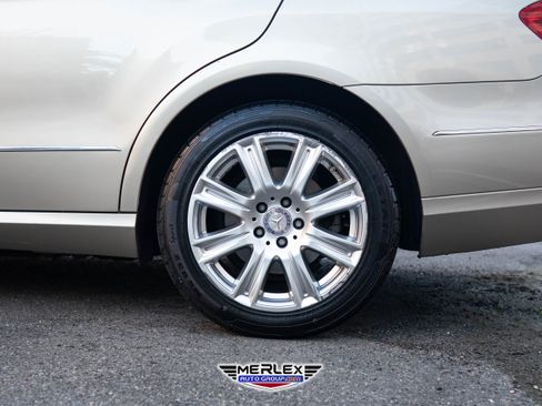 Used 2012 Mercedes-Benz E 350 4MATIC Sedan image 12