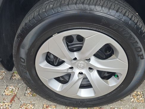 Used 2024 Toyota RAV4 LE image 30