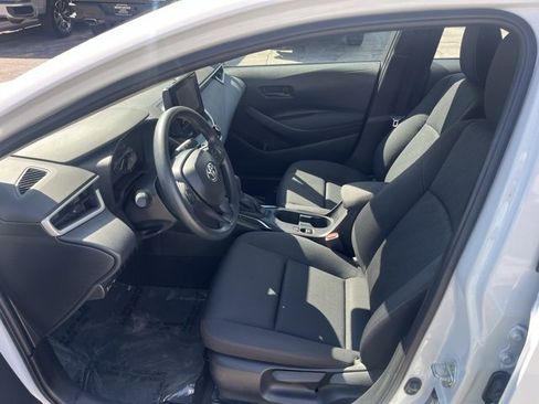 Used 2024 Toyota Corolla LE image 17