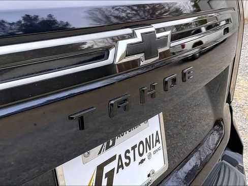 Used 2021 Chevrolet Tahoe Z71 w/ Luxury Package image 24