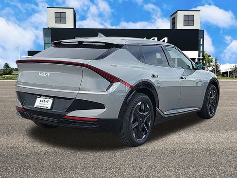 New 2025 Kia EV6 Wind image 5