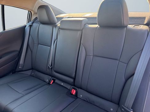 Certified 2025 Subaru Legacy Limited image 13