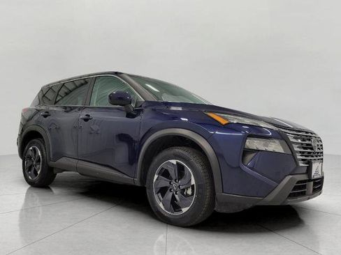 Certified 2025 Nissan Rogue SV image 1