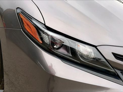 Used 2024 Toyota Camry SE FWD image 27