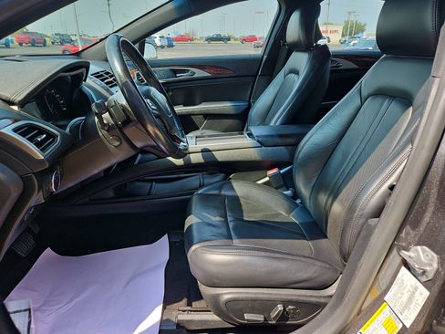 Used 2019 Lincoln MKZ Reserve AWD/4WD image 7