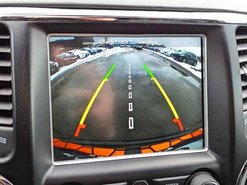 Used 2018 Jeep Grand Cherokee SRT image 20