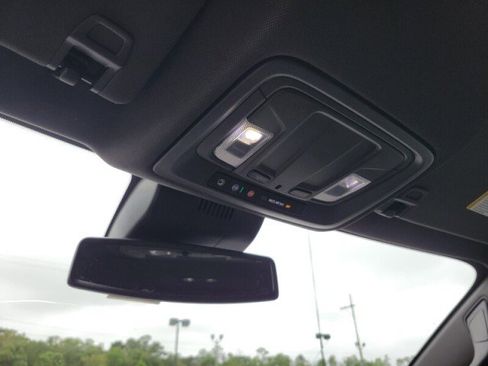 Used 2023 GMC Sierra 1500 SLT w/ SLT Premium Package image 19