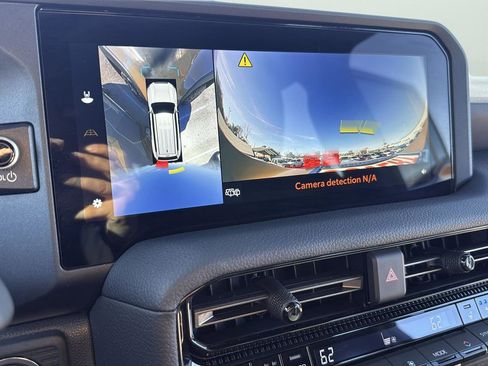 Used 2024 Toyota Land Cruiser image 19