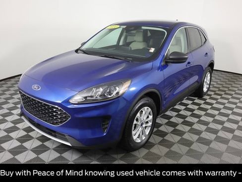 Certified 2022 Ford Escape SE image 10