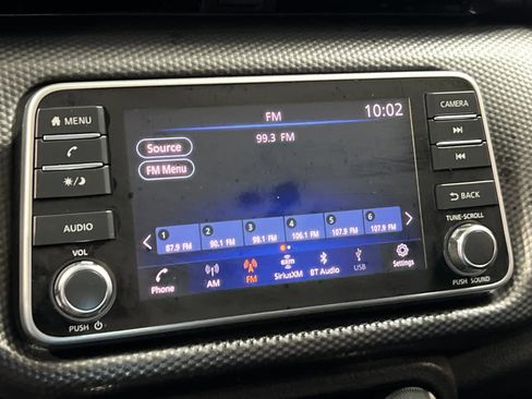 Used 2019 Nissan Kicks SV image 18