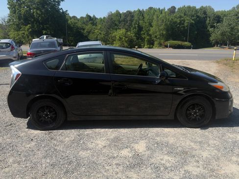 Used 2012 Toyota Prius Three image 7