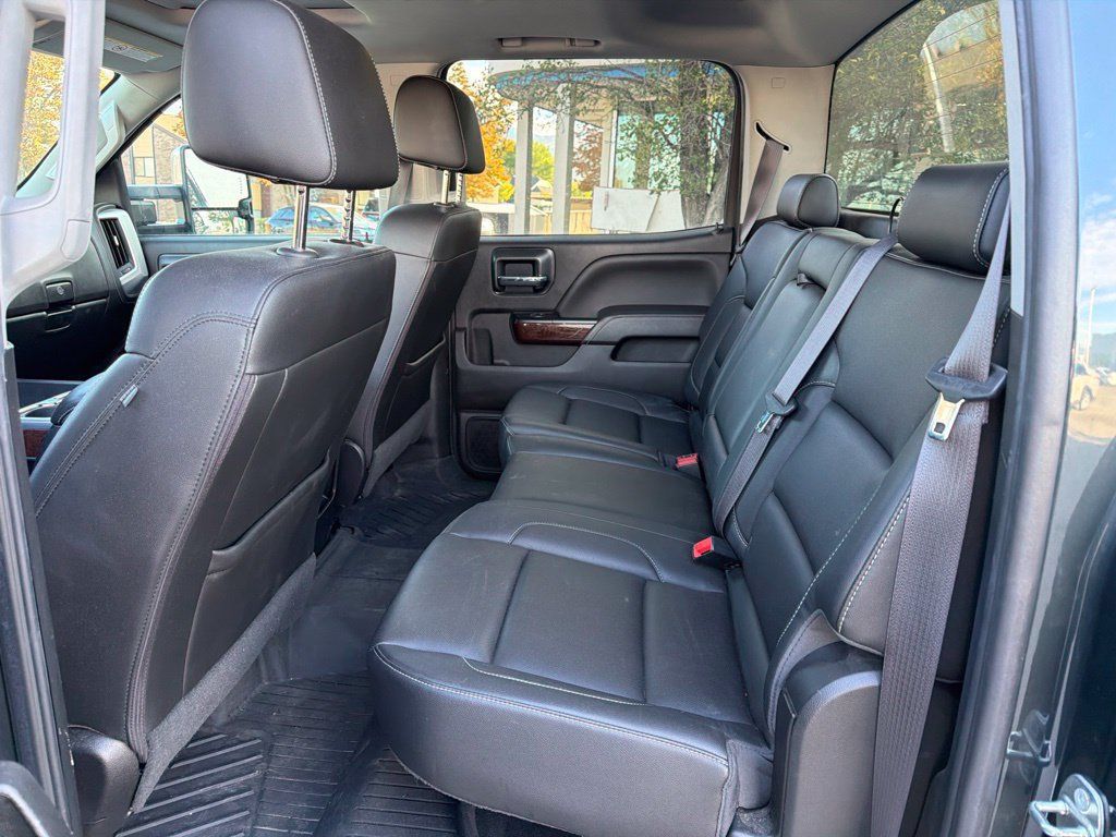Used 2017 GMC Sierra 2500 SLT w/ Duramax Plus Package AWD/4WD image 16