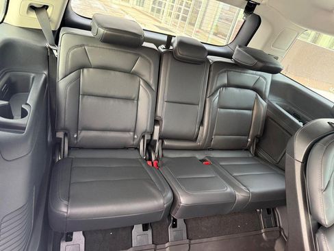 New 2025 Lincoln Navigator Reserve image 5