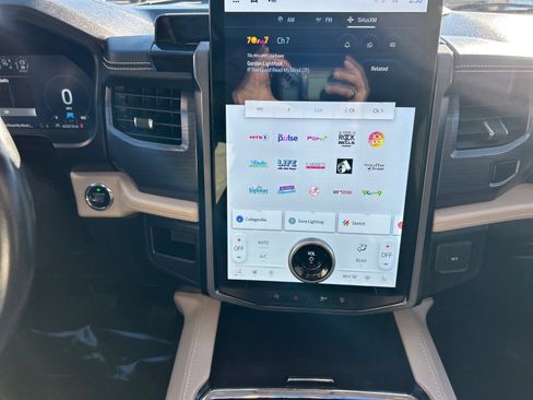 Certified 2022 Ford Expedition Platinum image 31