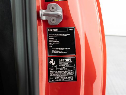 Used 2023 Ferrari 812 Competizione RWD image 41