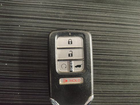 Used 2021 Honda Pilot Touring image 32