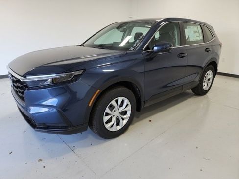 Used 2025 Honda CR-V LX image 3