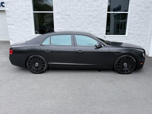 Used 2015 Bentley Flying Spur V8 AWD/4WD image 32