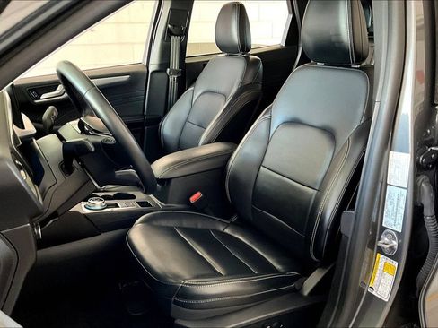 Used 2024 Ford Escape Platinum AWD/4WD image 20