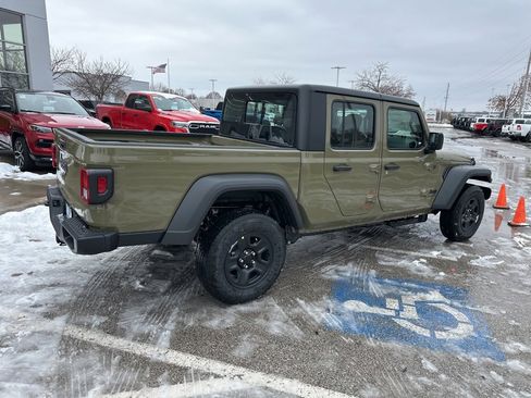 New 2026 Jeep Gladiator Sport image 36