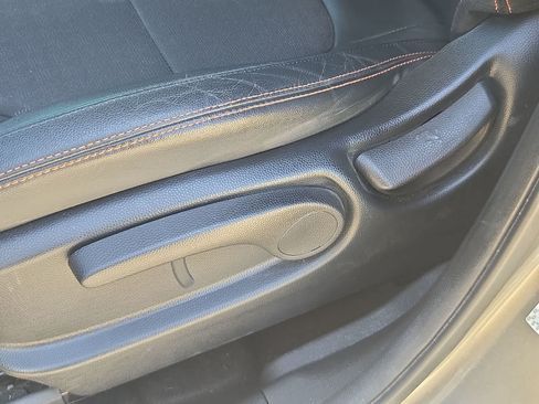 Used 2018 Kia Soul ! FWD image 17