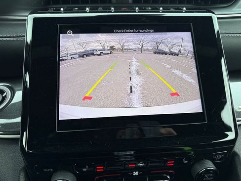 Certified 2023 Jeep Grand Cherokee L Laredo image 24