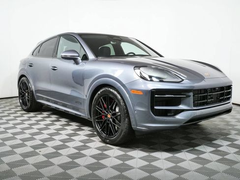 New 2026 Porsche Cayenne GTS AWD/4WD image 27