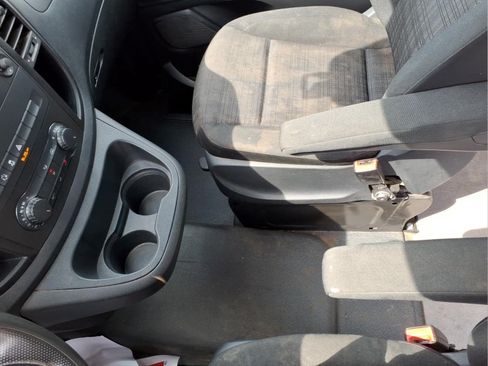 Used 2018 Mercedes-Benz Metris image 13