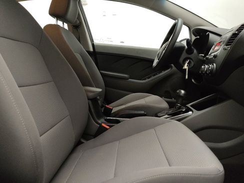 Used 2018 Kia Forte LX FWD image 21