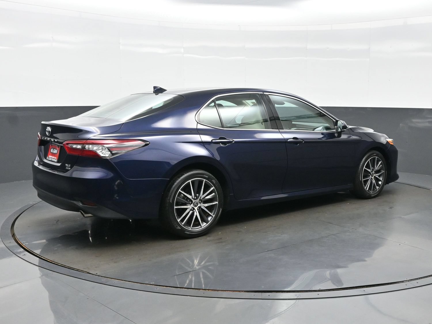 Used 2021 Toyota Camry XLE AWD/4WD image 6