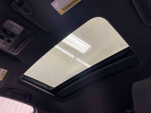 Used 2019 Honda Civic EX image 12