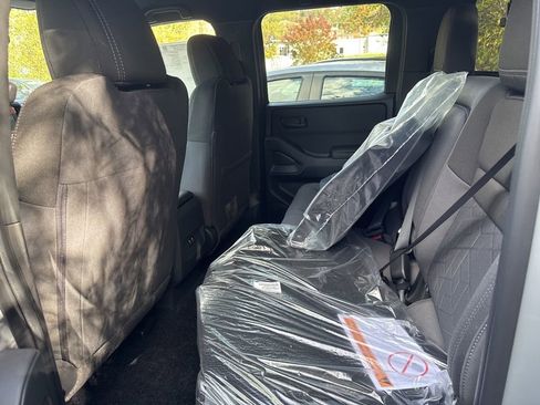 New 2026 Nissan Frontier SV w/ Tow Package AWD/4WD image 28