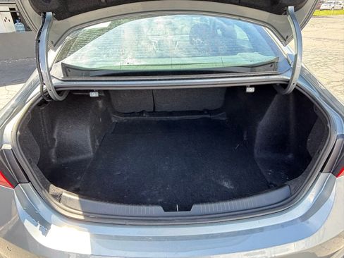 Used 2025 Chevrolet Malibu LT FWD image 5