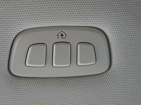 New 2025 Ford Expedition Active image 22