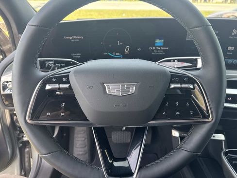 Certified 2025 Cadillac Lyriq Sport RWD image 29