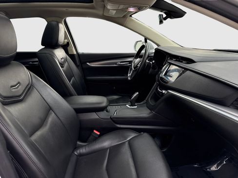 Used 2019 Cadillac XT5 Premium Luxury AWD/4WD image 40
