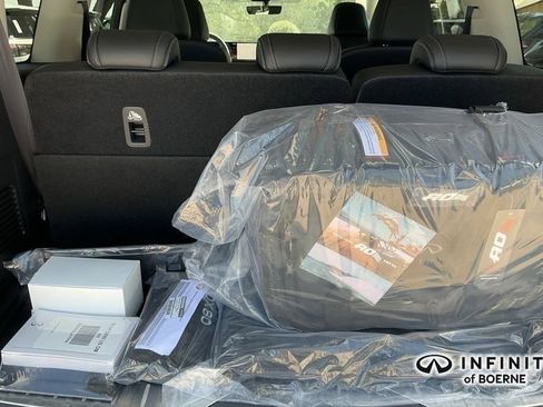 New 2026 INFINITI QX80 Pure image 28