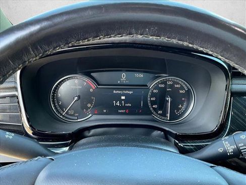 Used 2020 Cadillac XT6 Premium Luxury FWD image 21