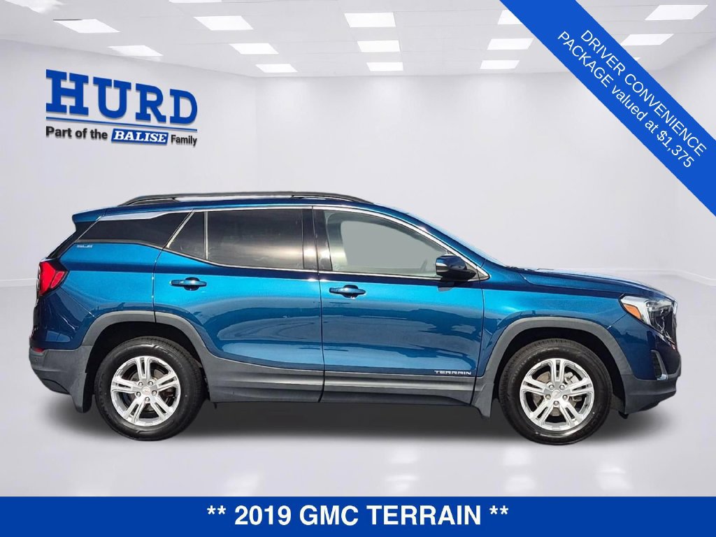 Used 2019 GMC Terrain SLE w/ Driver Convenience Package AWD/4WD image 3